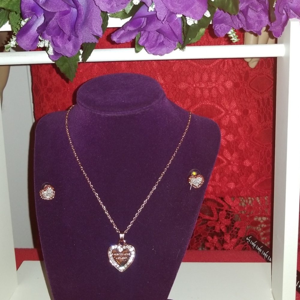 Brand New American Fashion M & K Set